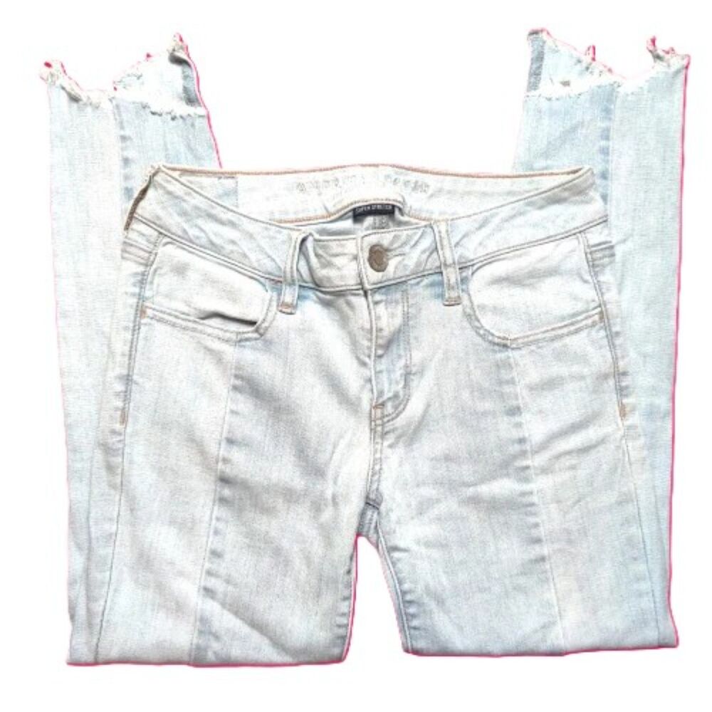 American Eagle Super Stretch Jegging Crop Jeans Women’s US 4 Light Wash Raw Hem